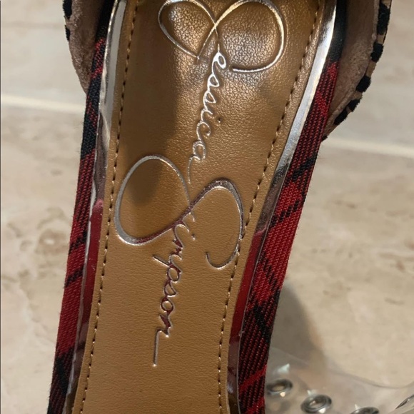 Heels - Picture 2 of 2